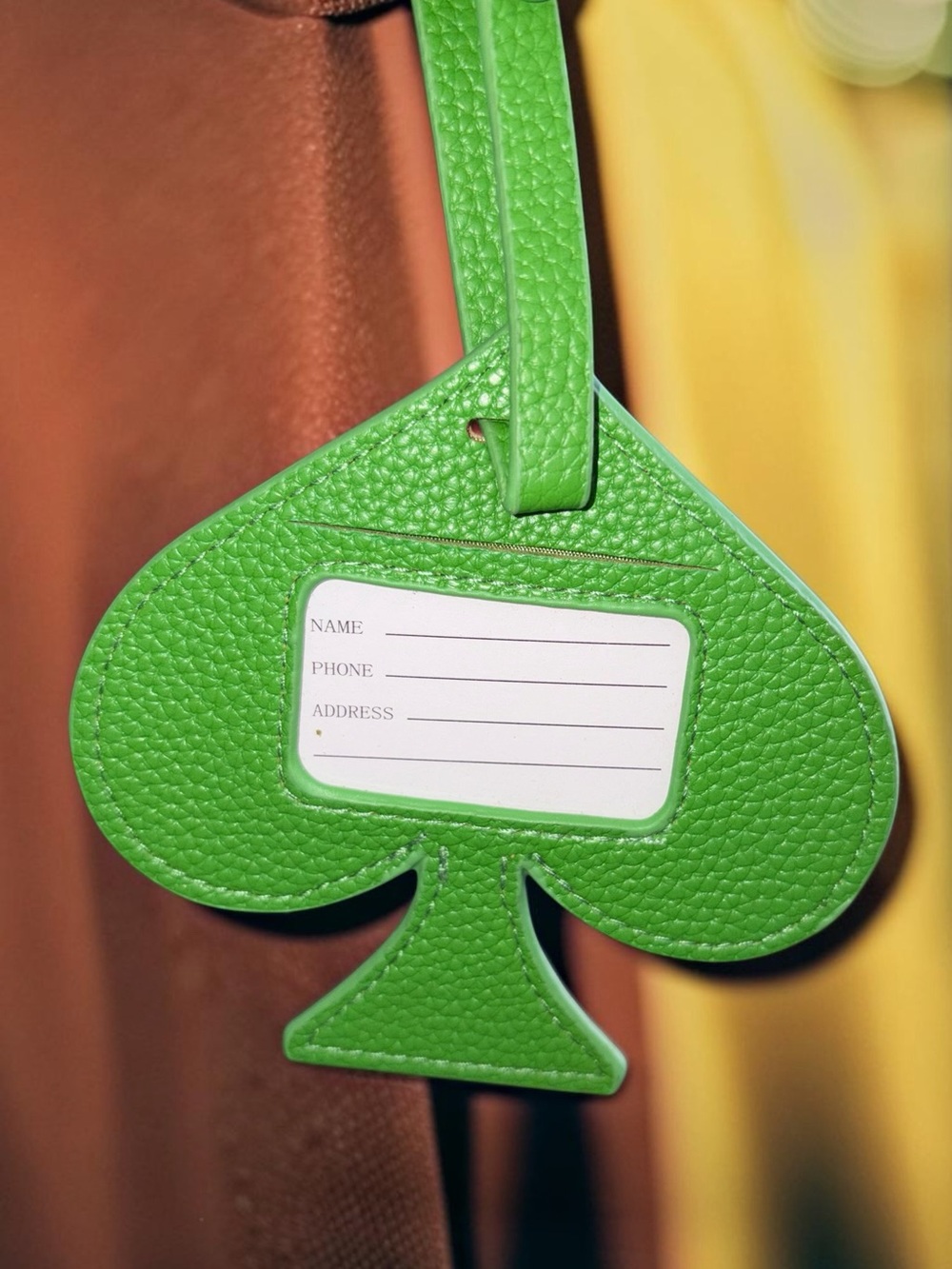 kate spade New York Green Spade Leather Luggage Tag - Picture 3 of 3